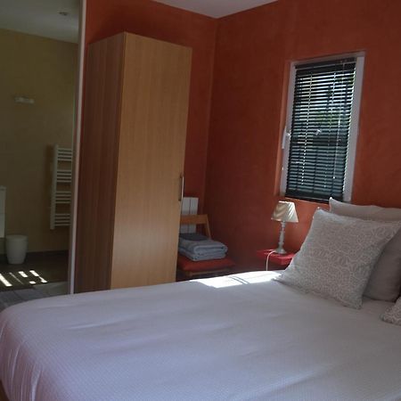 Au Coeur Du Bien-Etre, Gite Avec Piscine Chauffee Et Couverte, Spa, Sauna, Massages Monteaux Eksteriør bilde