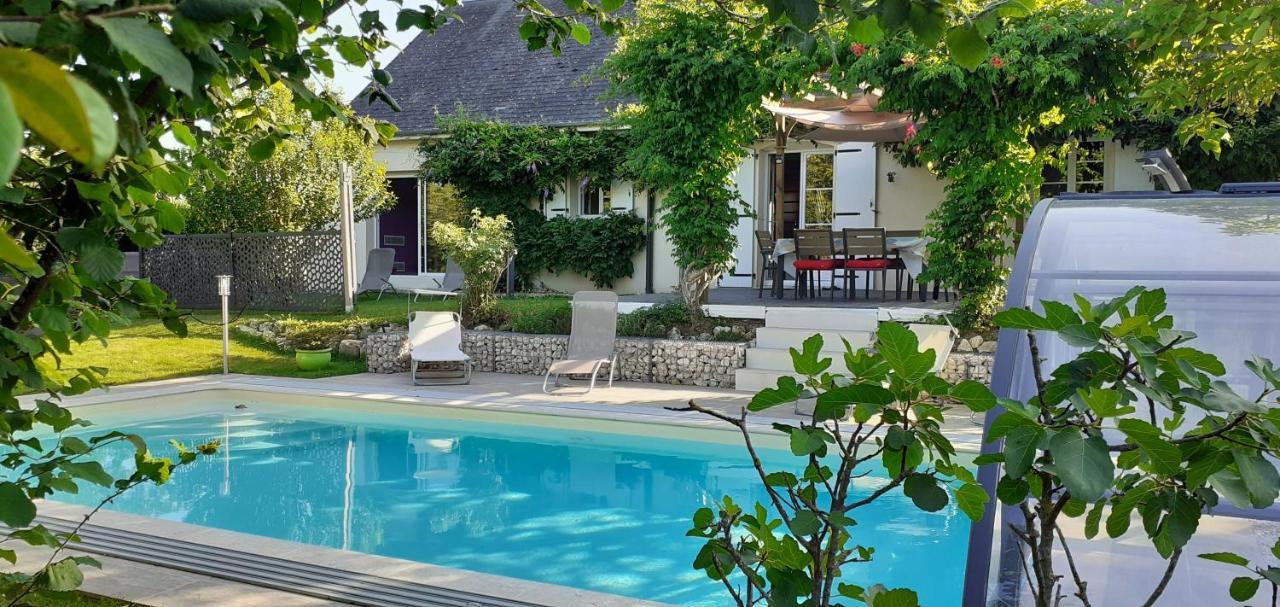 Au Coeur Du Bien-Etre, Gite Avec Piscine Chauffee Et Couverte, Spa, Sauna, Massages Monteaux Eksteriør bilde